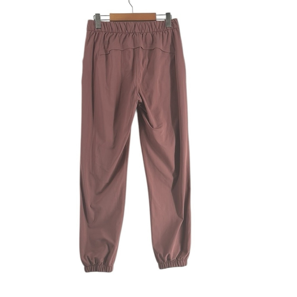 High-Rise Rose Jogger Pants - Women's - Picture 3 of 10